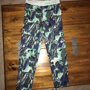 ❤️Nike Pro Full Length Legging Blue Green Camo YXL